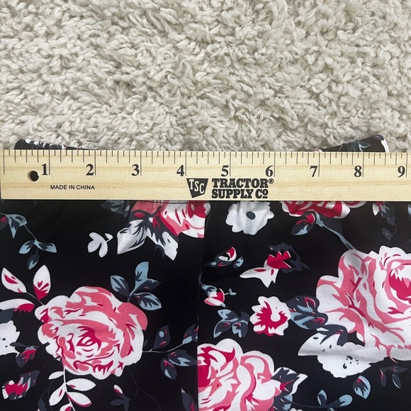 GIRLS 2 PIECE BOUTIQUE SHORT SET NIP SIZE M - Picture 14 of 14